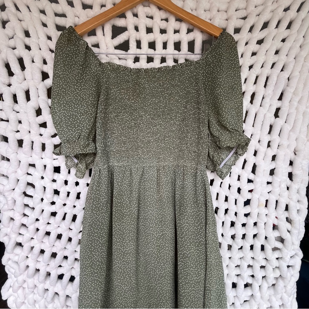 SHIRRED POLKA DOT MIDI